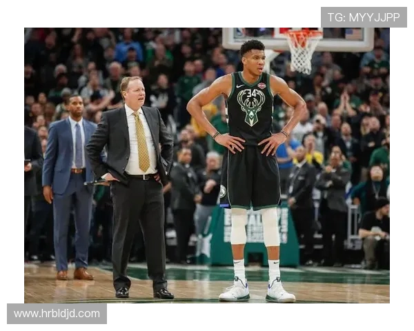 Shams:雄鹿围绕字母哥留队重建,战术核心回归希腊怪兽持球主导(3)